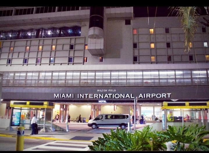 Private Close To Airport - Free Parking - 02 Privatunterkunft Miami