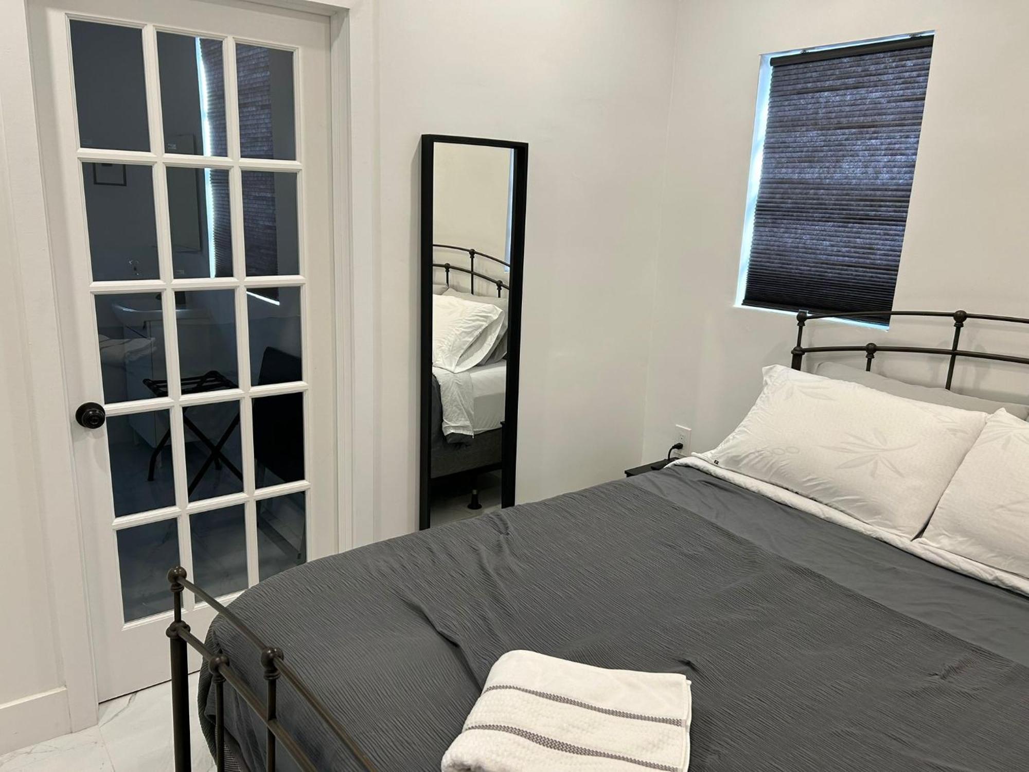 Private Close To Airport - Free Parking - 02 Privatunterkunft Miami