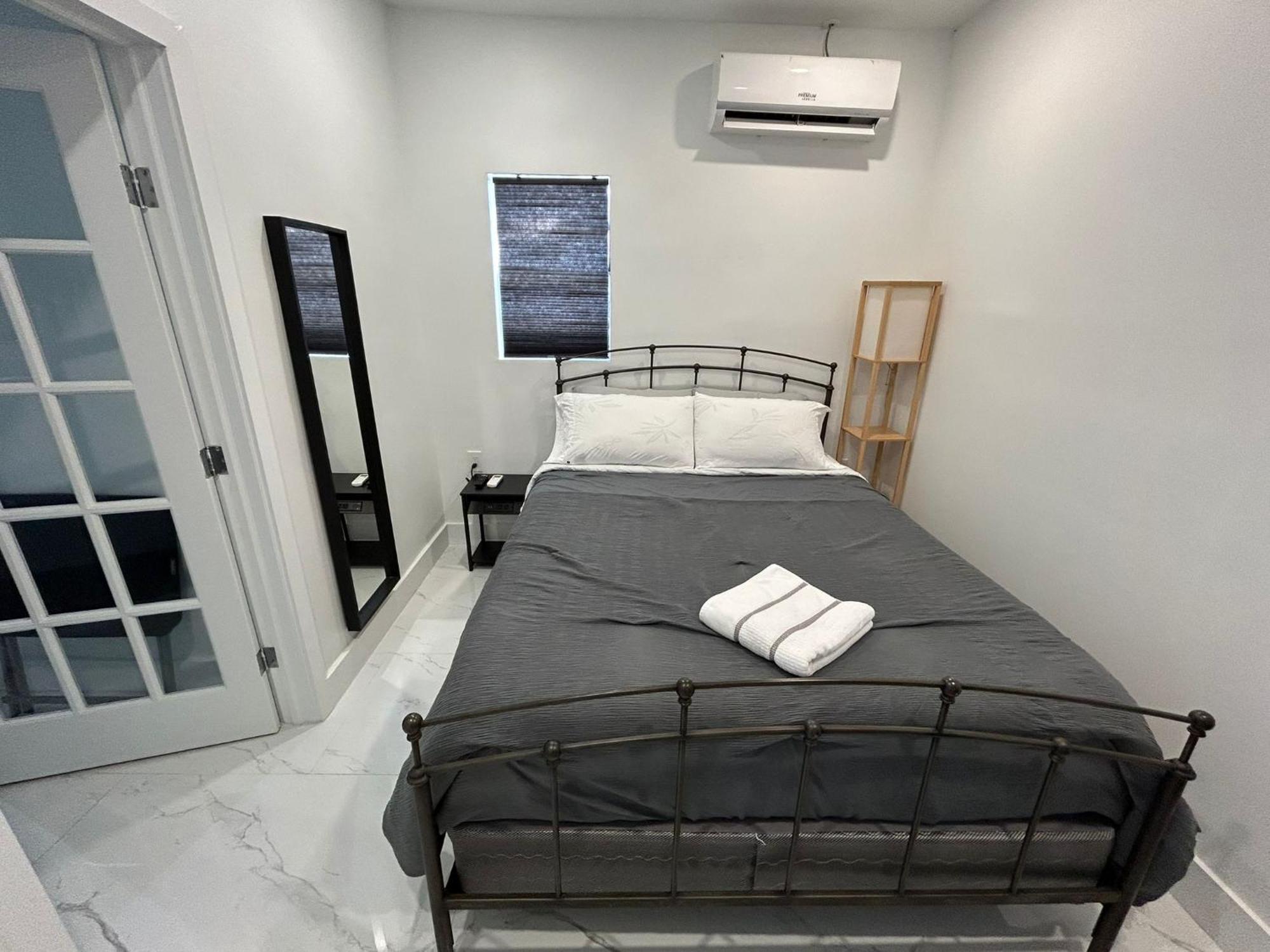 Privatunterkunft Private Close To Airport - Free Parking - 02 Miami